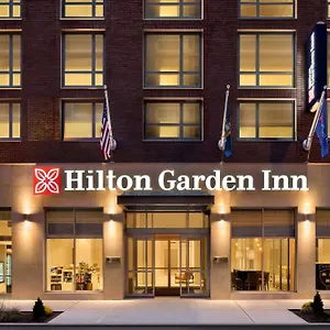 Hilton Garden Times Square South *** ניו יורק